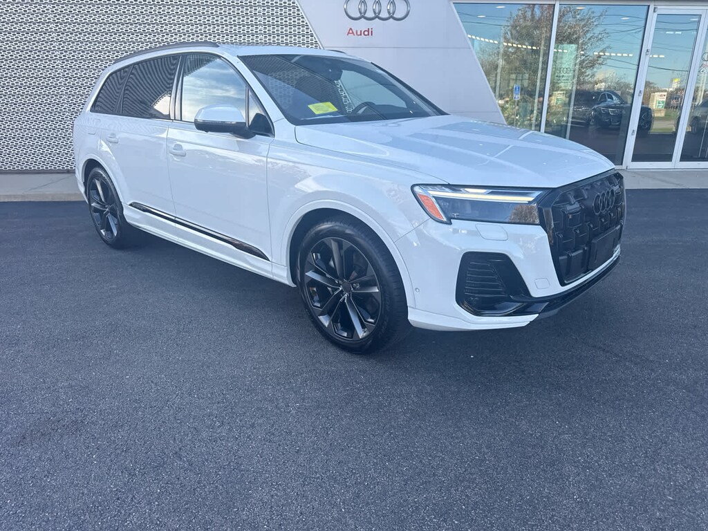 New 2026 Audi Q7 Premium Plus SUV