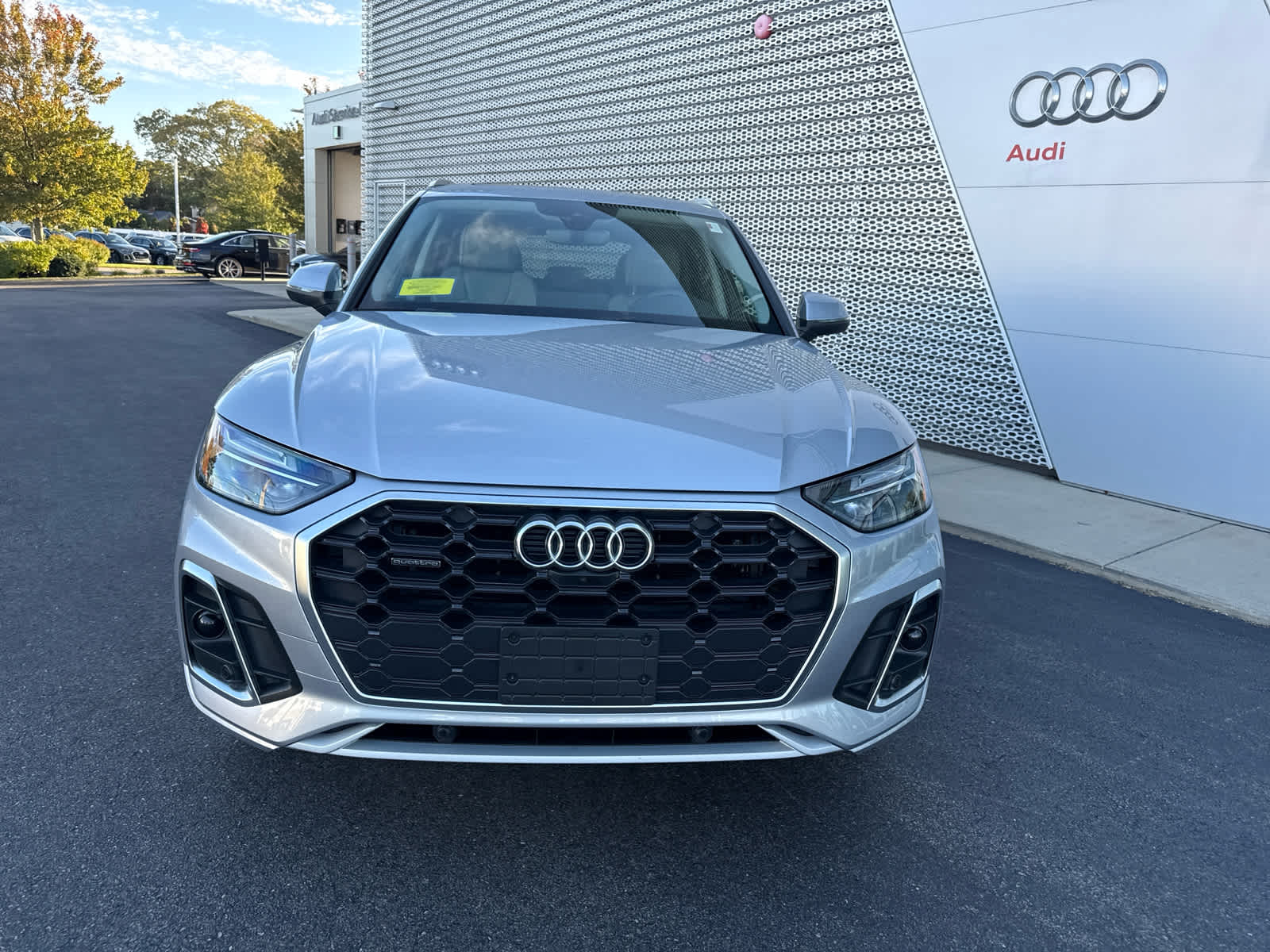 2025 Audi Q5 S line Premium Plus photo 3