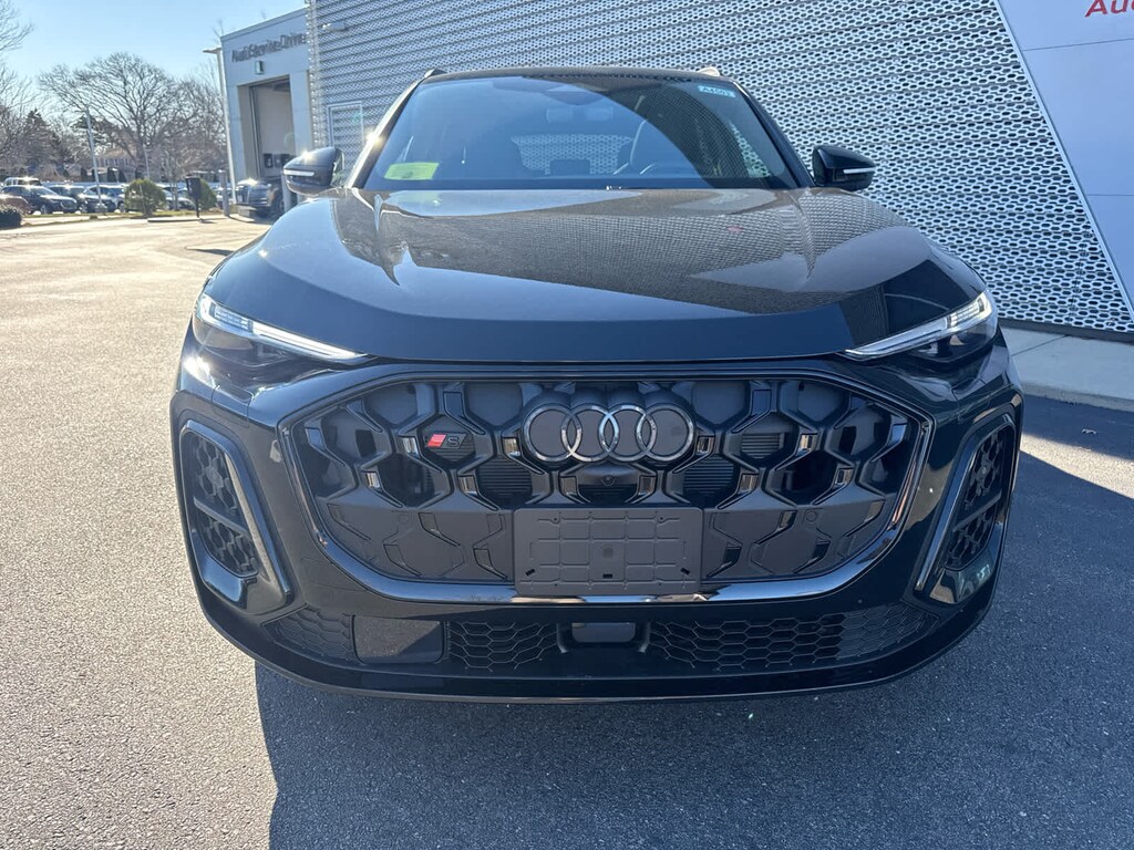 New 2025 Audi SQ5 Premium Plus SUV