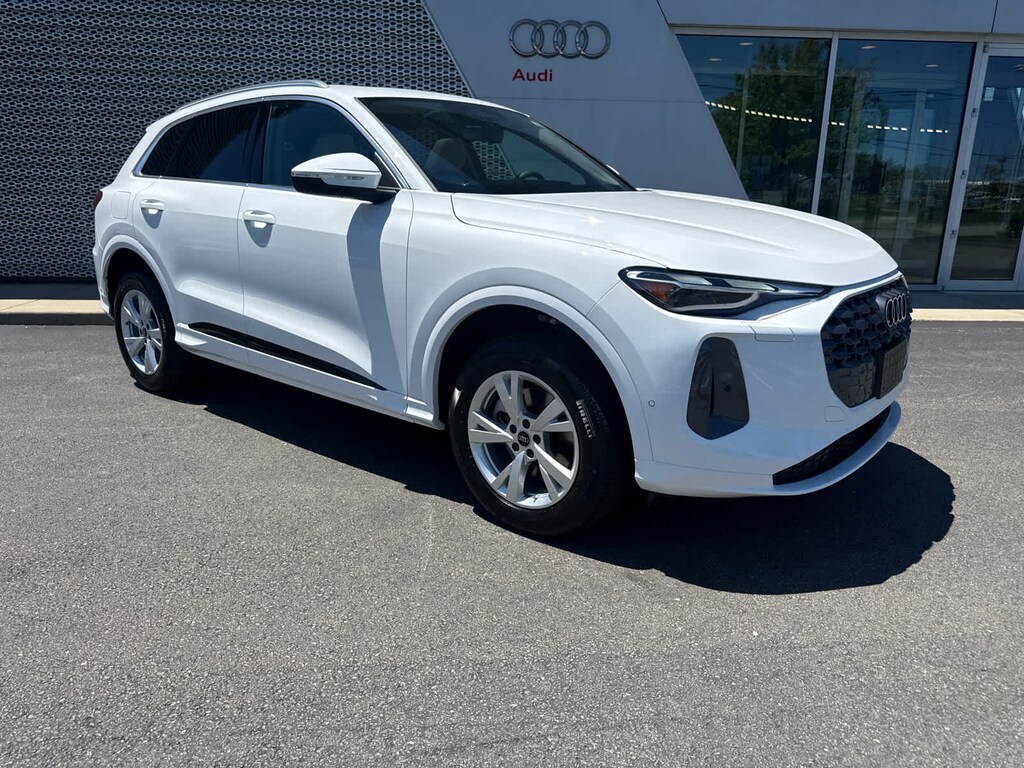 New 2026 Audi Q5 Premium SUV