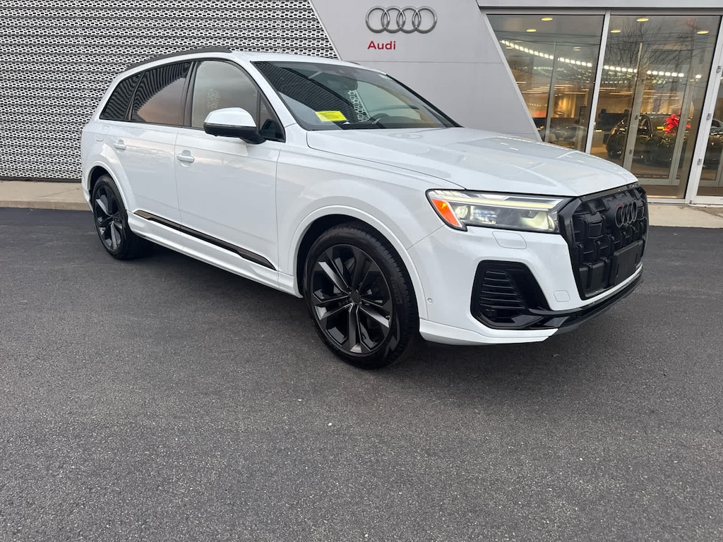 New 2026 Audi Q7 Premium Plus SUV