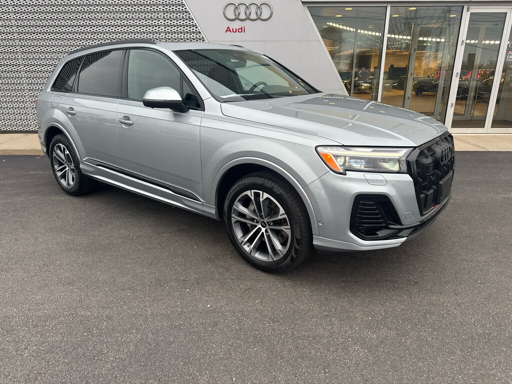 New 2026 Audi Q7 Premium SUV
