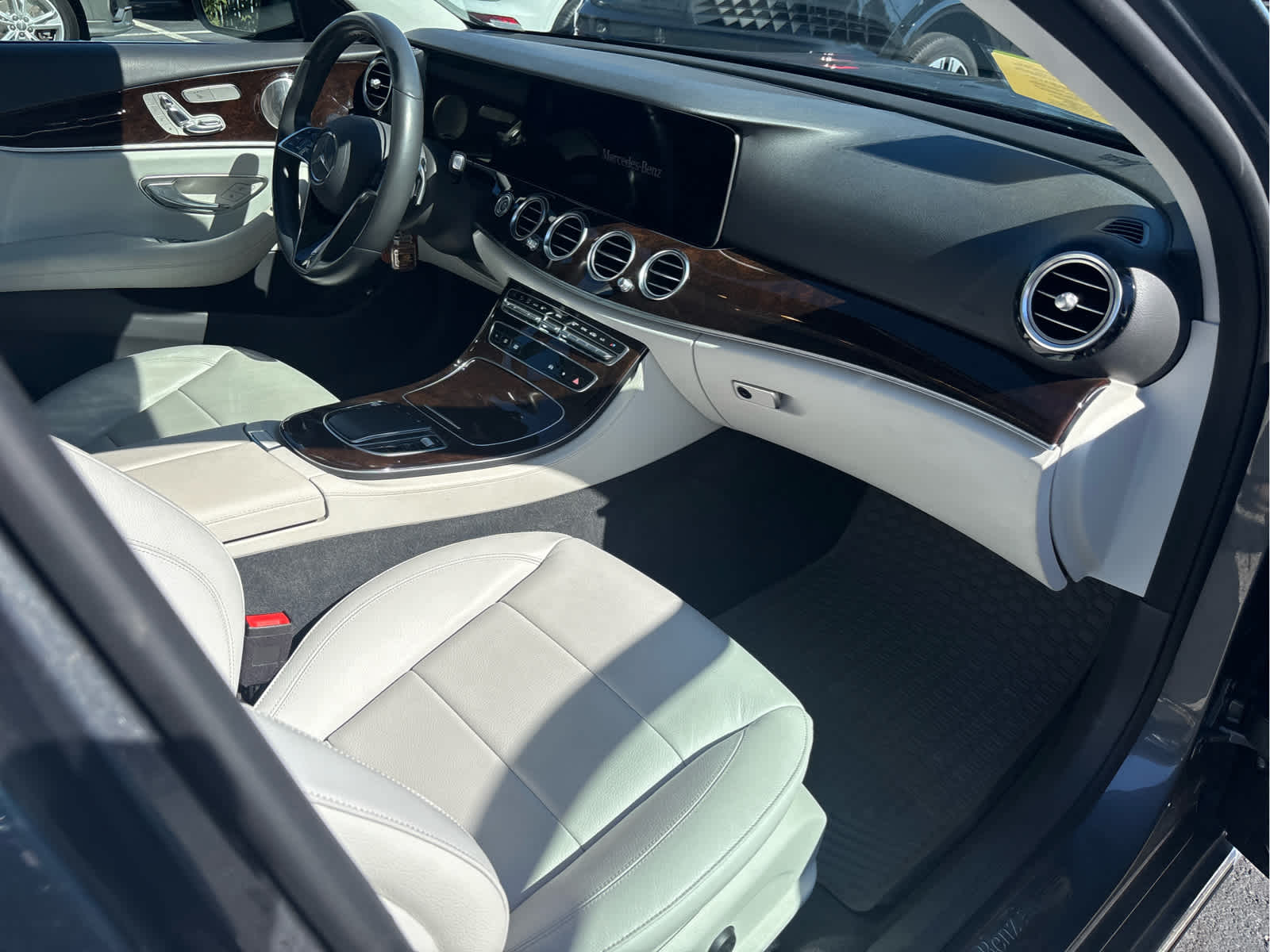 2021 Mercedes Benz E 450 Wagon photo 4