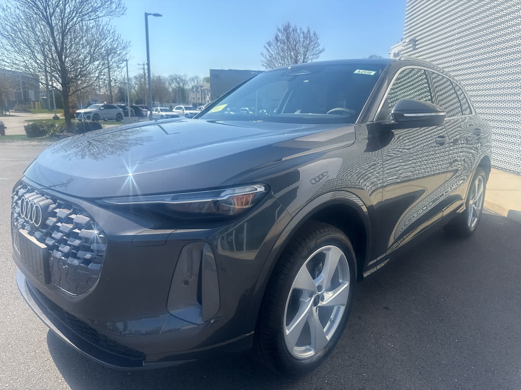 New 2026 Audi Q5 Premium Plus SUV
