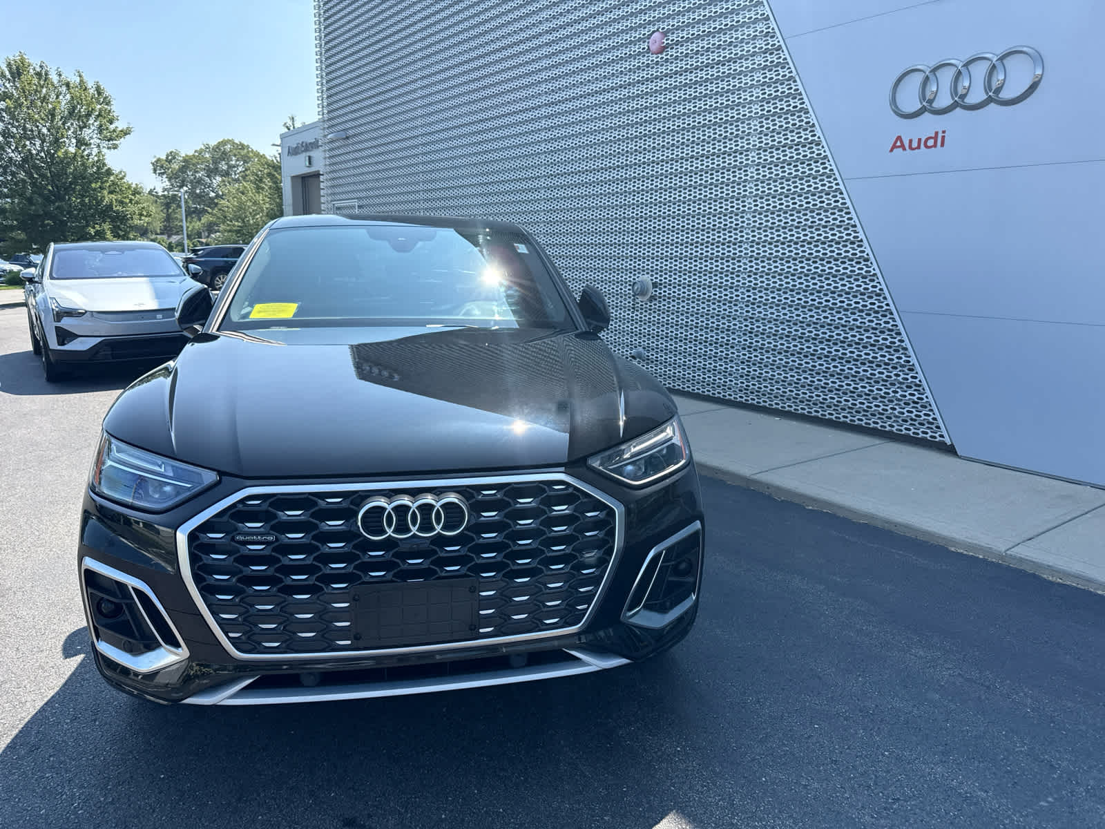 2023 Audi Q5 Sportback S line Premium Plus photo 2
