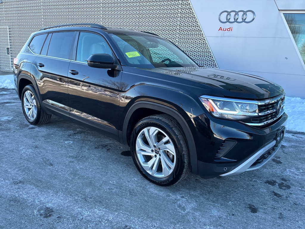 Used 2022 Volkswagen Atlas 2.0T SE w/Technology SUV