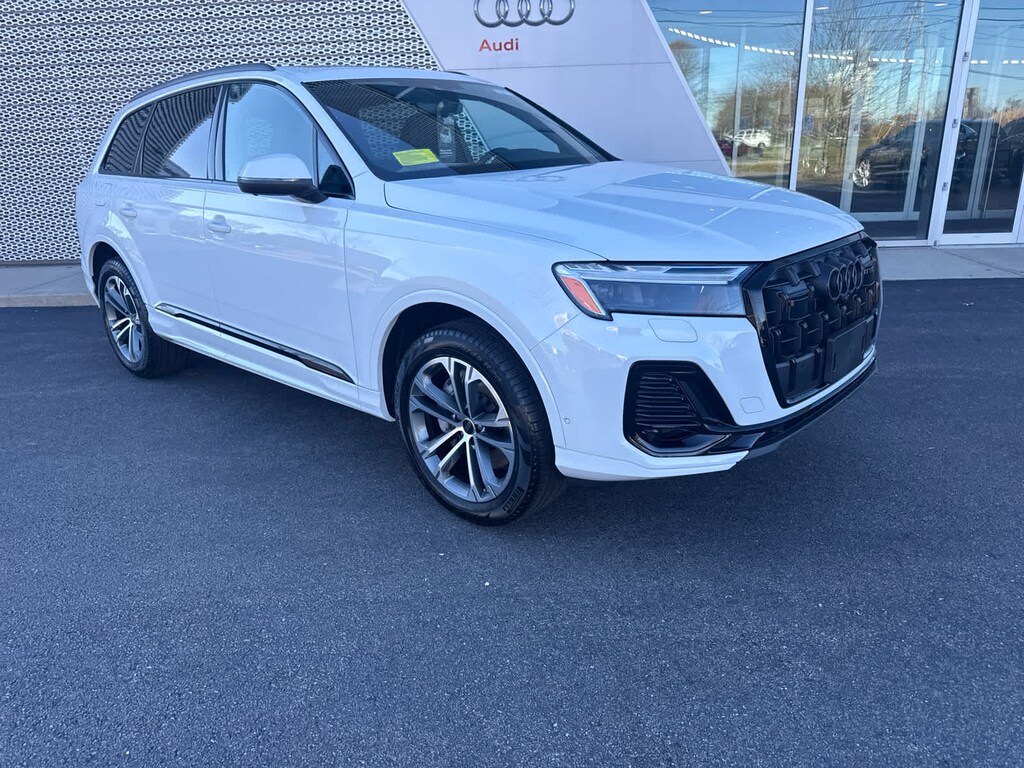 New 2026 Audi Q7 Premium SUV