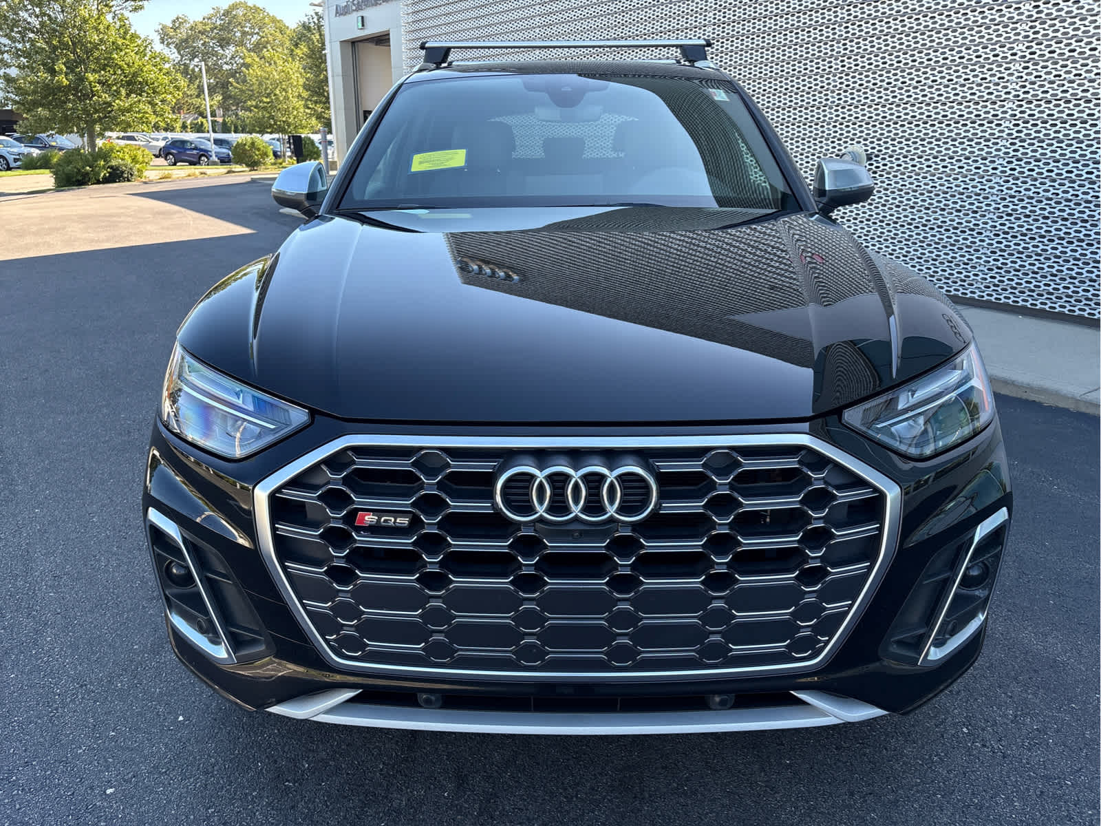 2022 Audi SQ5 Premium Plus photo 2