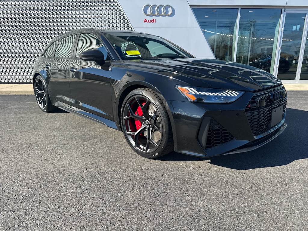 New 2025 Audi RS 6 Avant Performance Wagon