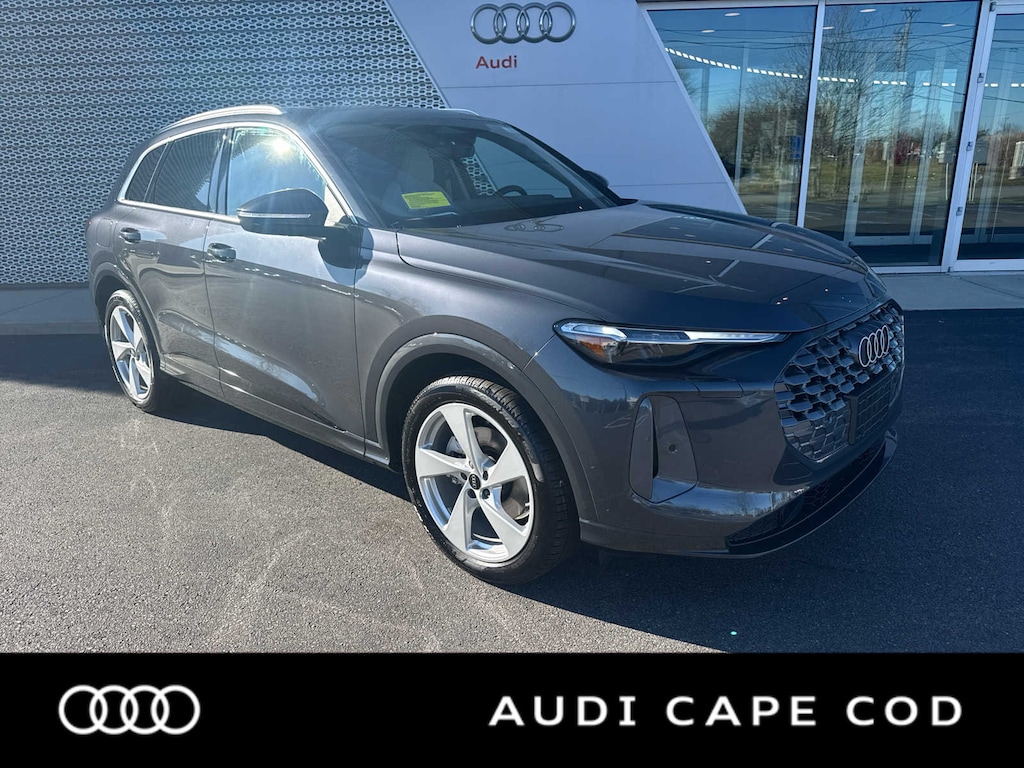 New 2025 Audi Q5 Prestige SUV