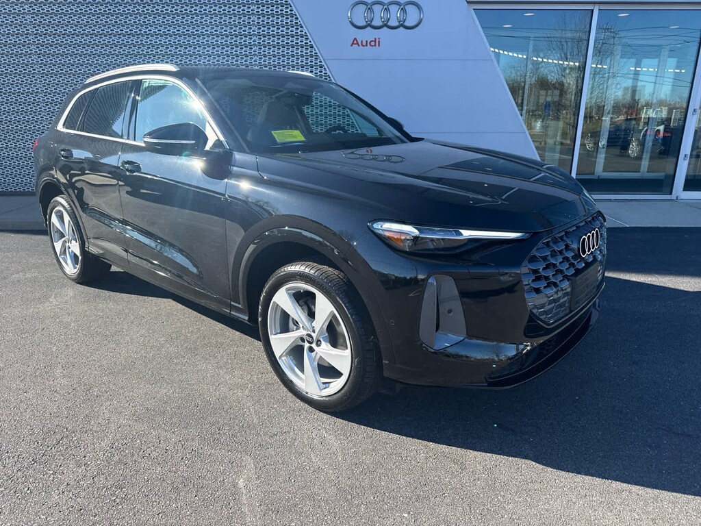 New 2025 Audi Q5 Premium Plus SUV