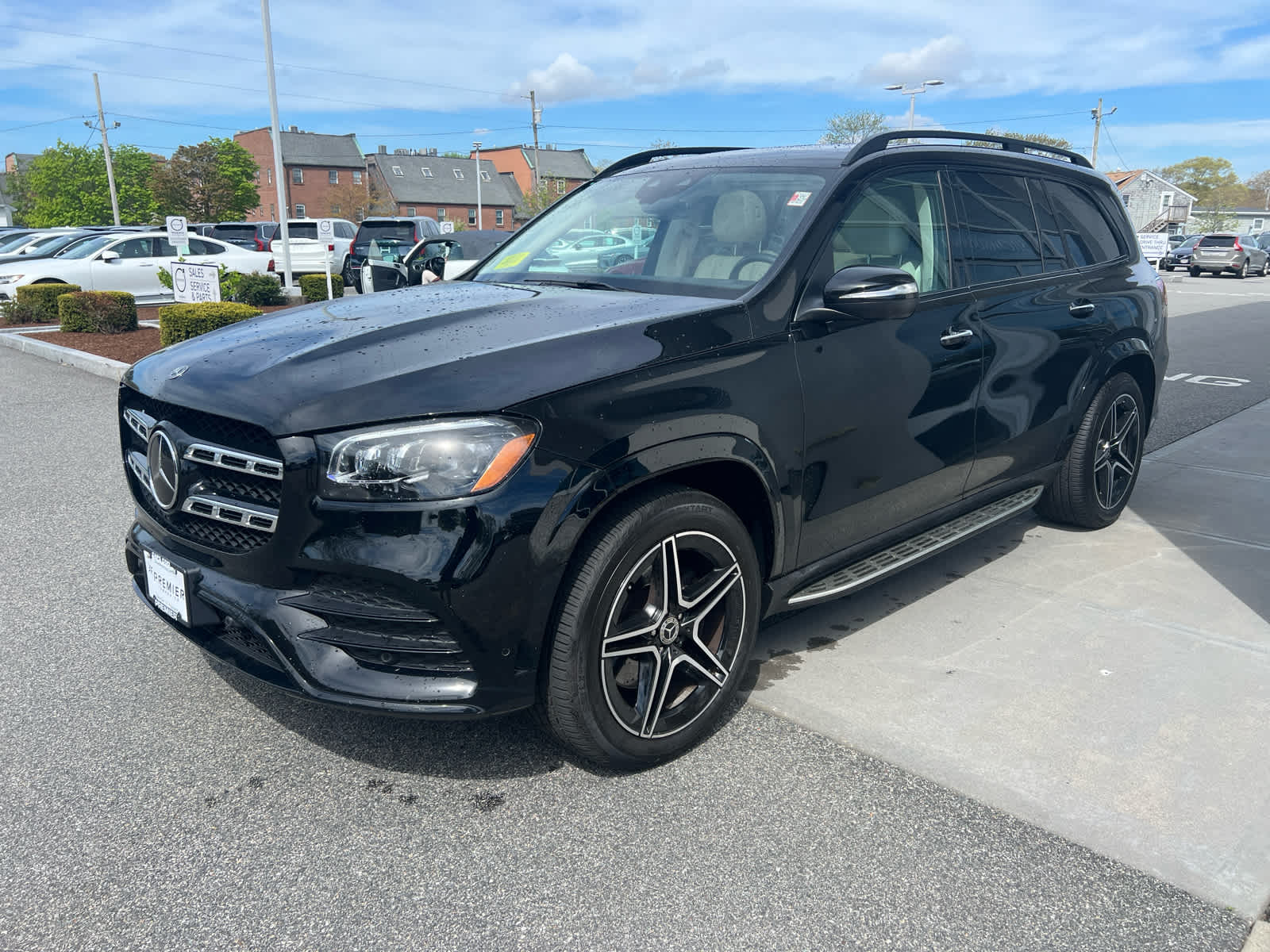 2022 Mercedes Benz GLS 450 4MATIC photo 4