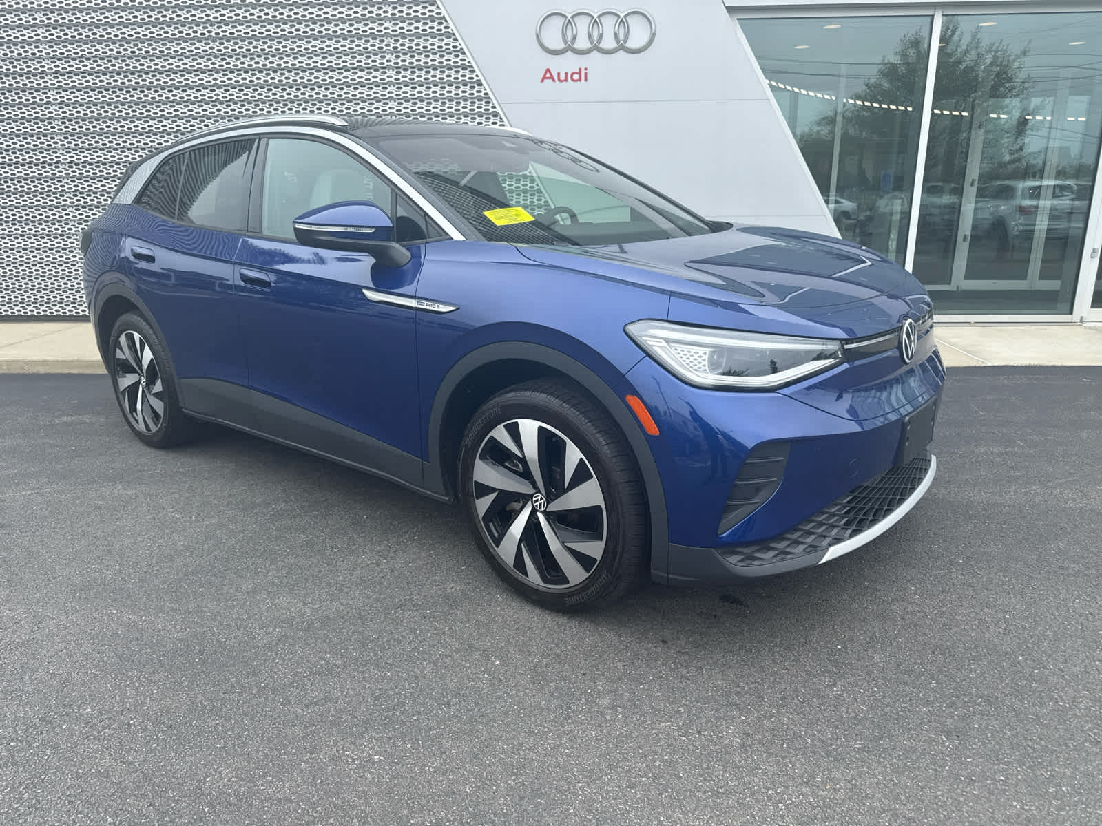 Used 2022 Volkswagen ID.4 PRO S with VIN WVGUNPE23NP052819 for sale in Hyannis, MA