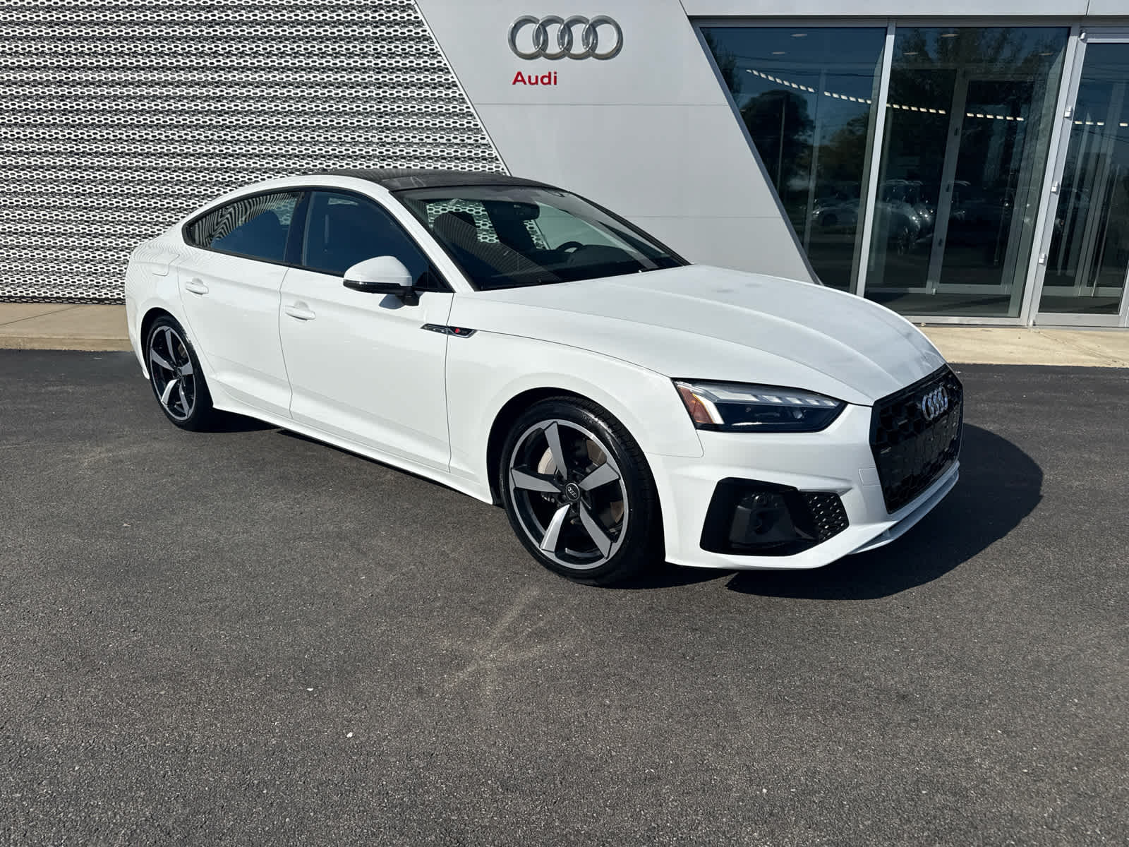 2025 Audi A5 S line Quattro Premium Plus photo 2