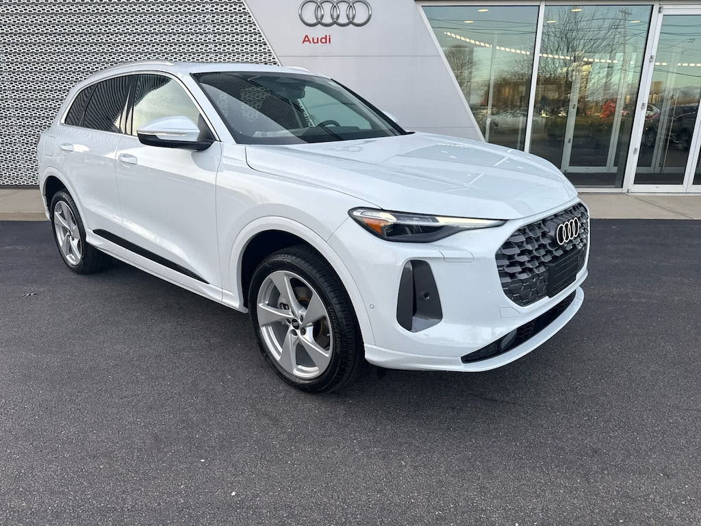 New 2025 Audi Q5 Premium Plus SUV