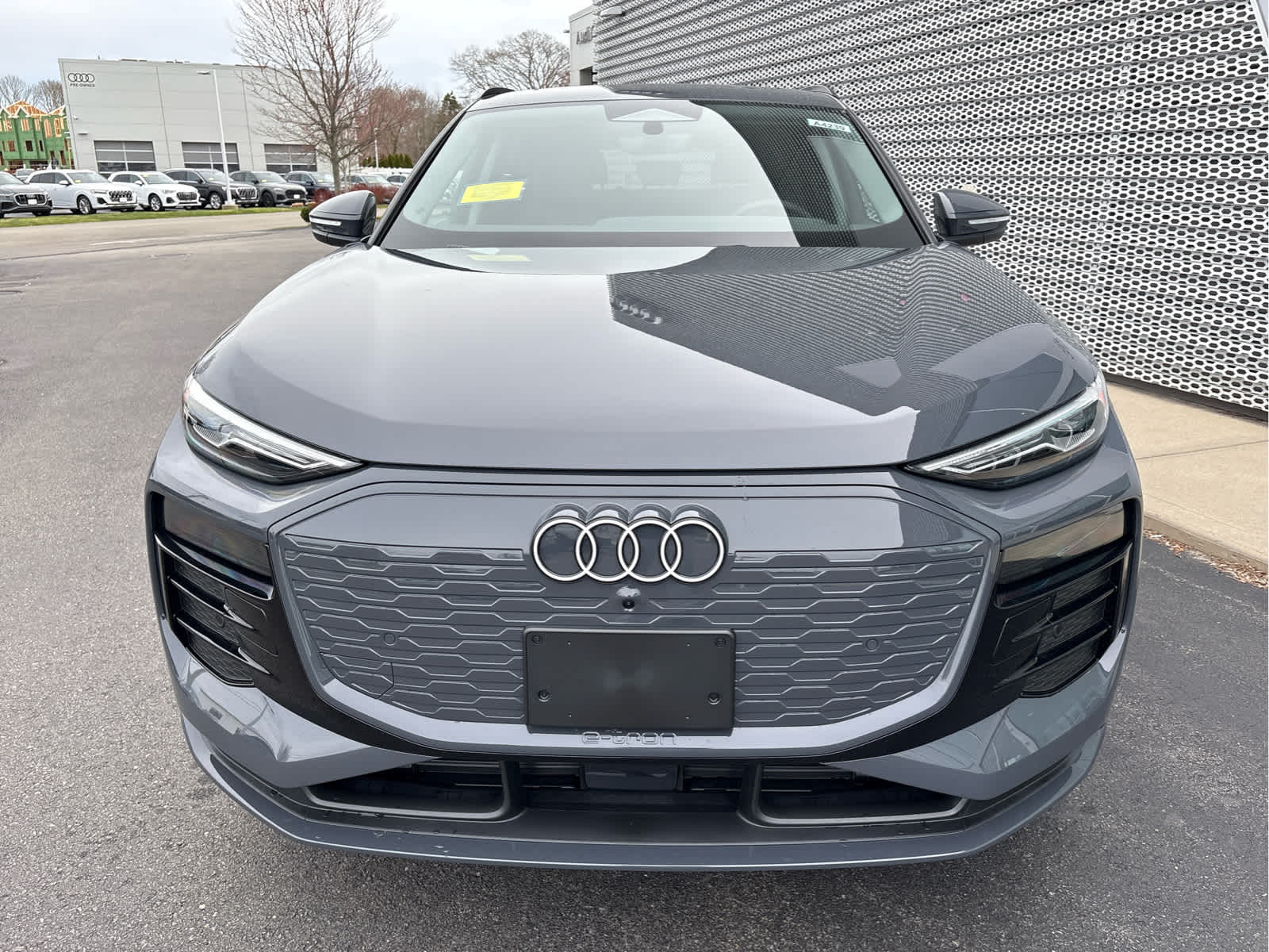 2025 Audi Q6 E-tron Premium photo 3