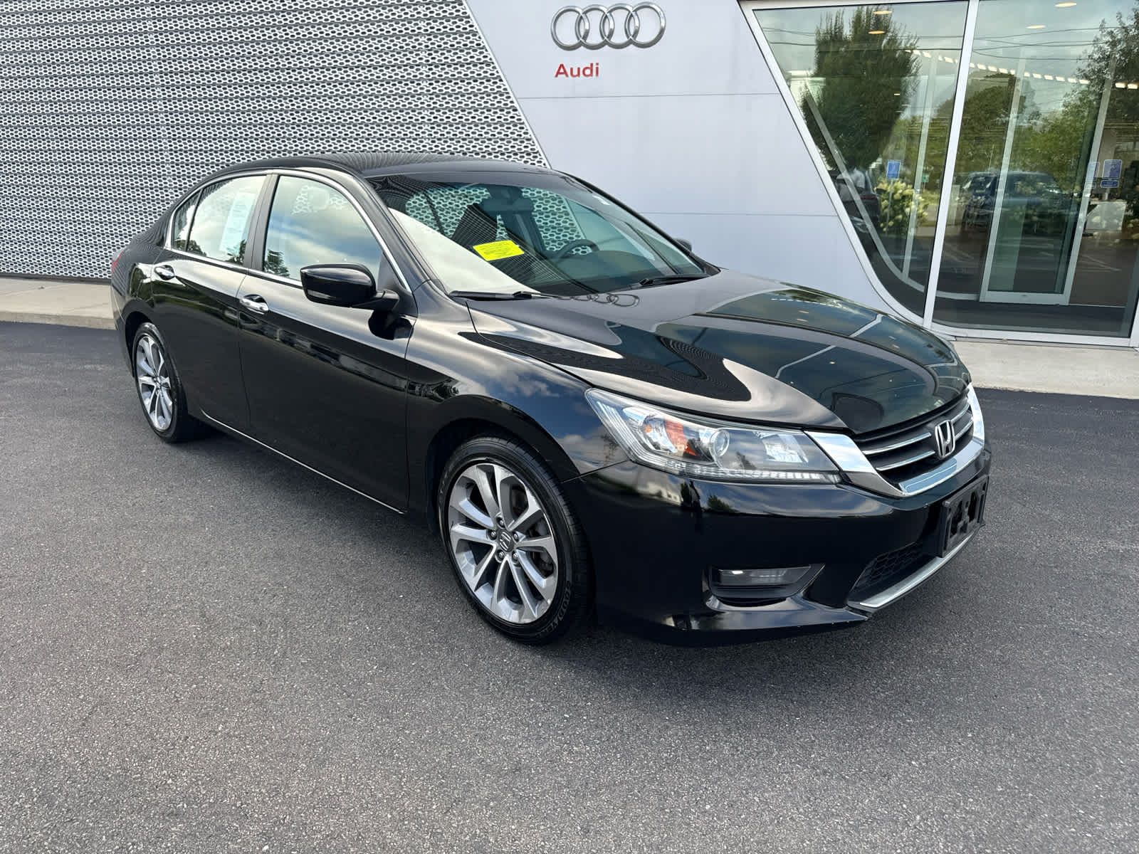 2014 Honda Accord Sport photo 2