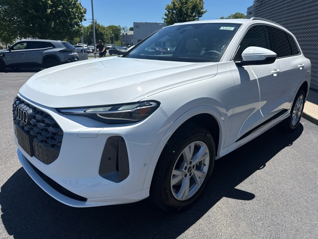 New 2026 Audi Q5 Premium SUV