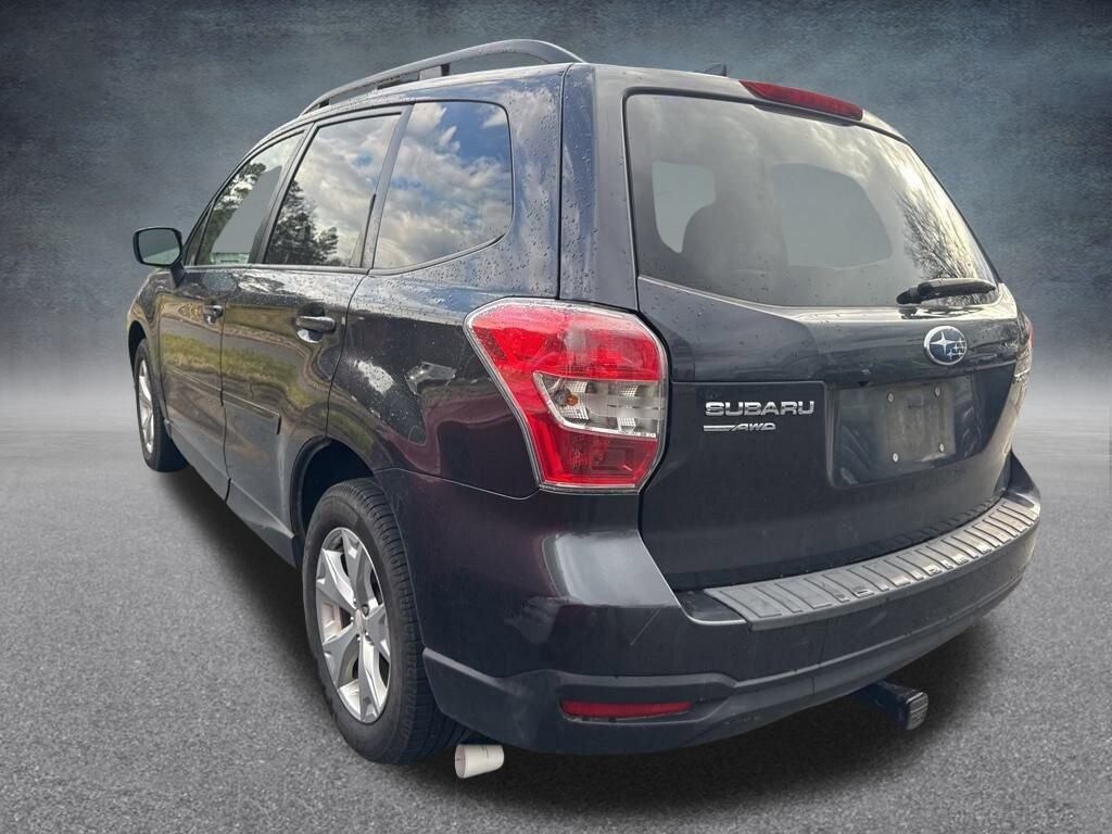 Used 2016 Subaru Forester 2.5i Premium SUV