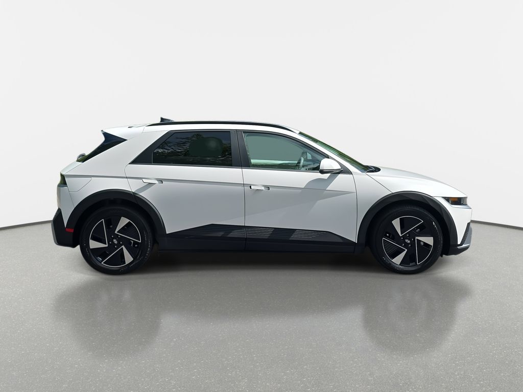 2025 Hyundai Ioniq 5 SEL photo 4