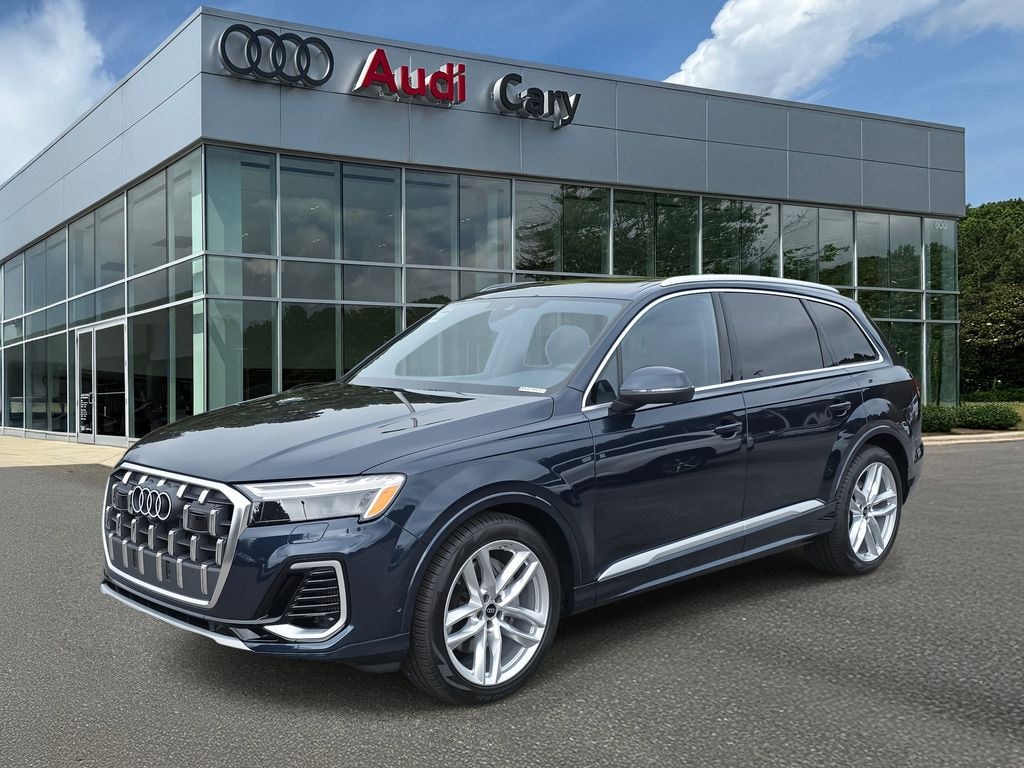 New 2025 Audi Q7 55 Premium Plus SUV