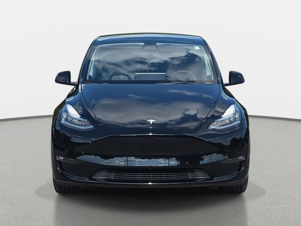 2022 Tesla Model Y Long Range photo 2