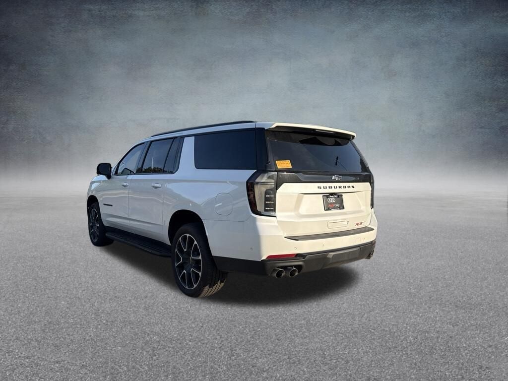 Used 2025 Chevrolet Suburban RST SUV