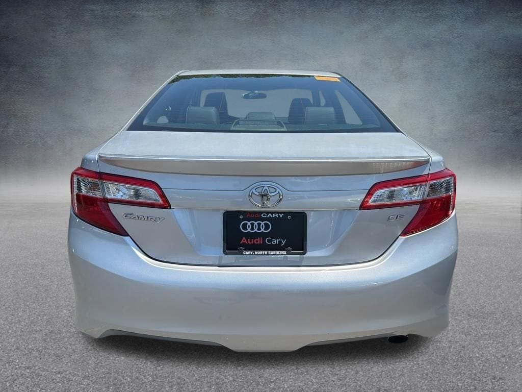 Used 2013 Toyota Camry SE Sedan