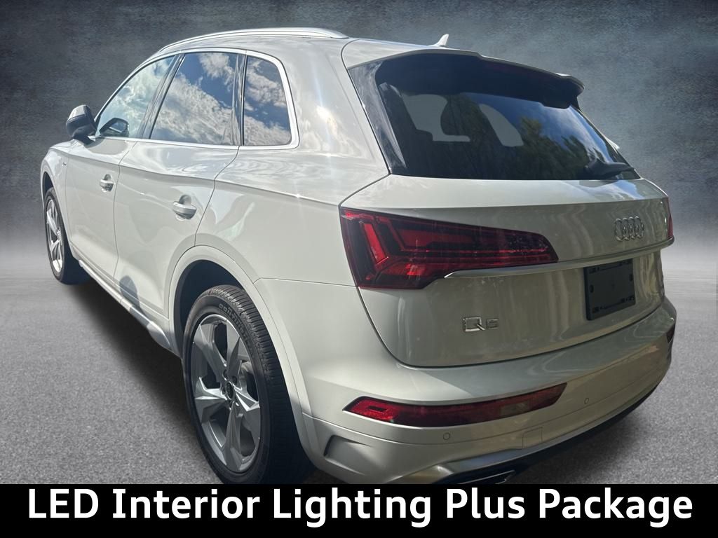 2025 Audi Q5 45 S line Premium Plus photo 2