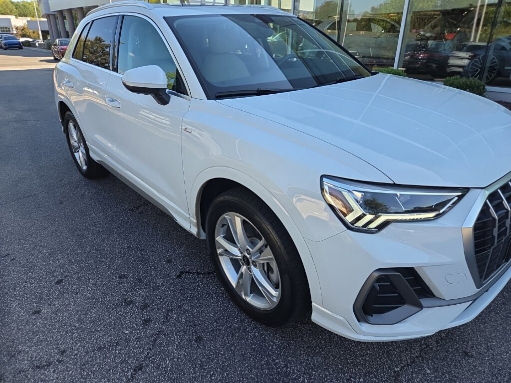 Used 2024 Audi Q3 Premium SUV