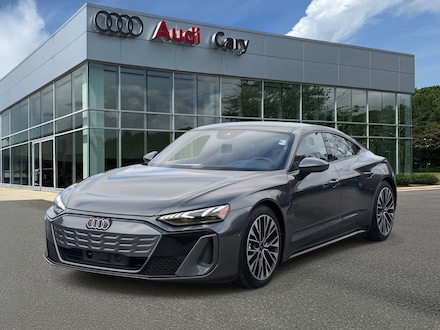 2025 Audi e-tron GT Premium Plus Sedan