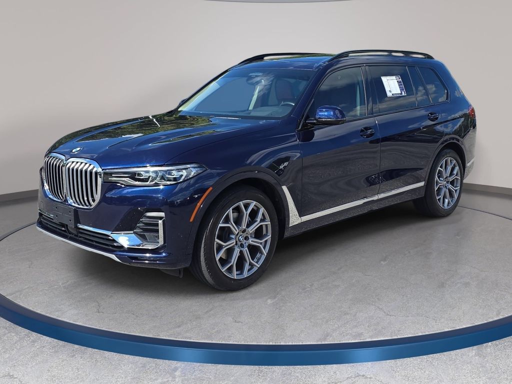 2022 BMW X7 xDrive40i's photo