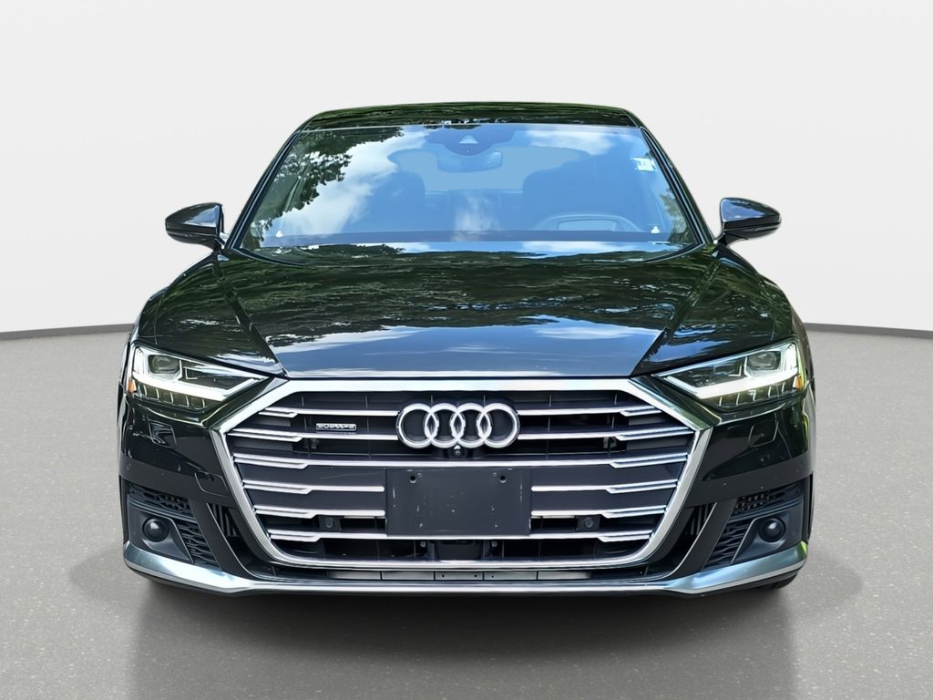2021 Audi A8 4.0 Quattro photo 2