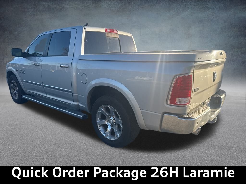 2016 Ram 1500 Laramie photo 2