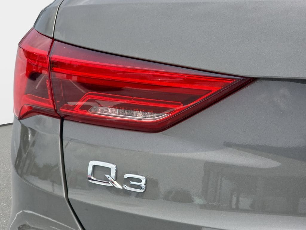2021 Audi Q3 S Line Premium Plus - Photo 30