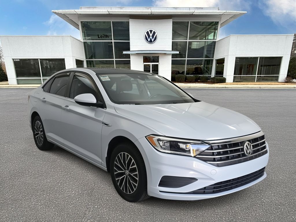 Used 2019 Volkswagen Jetta SEL Sedan
