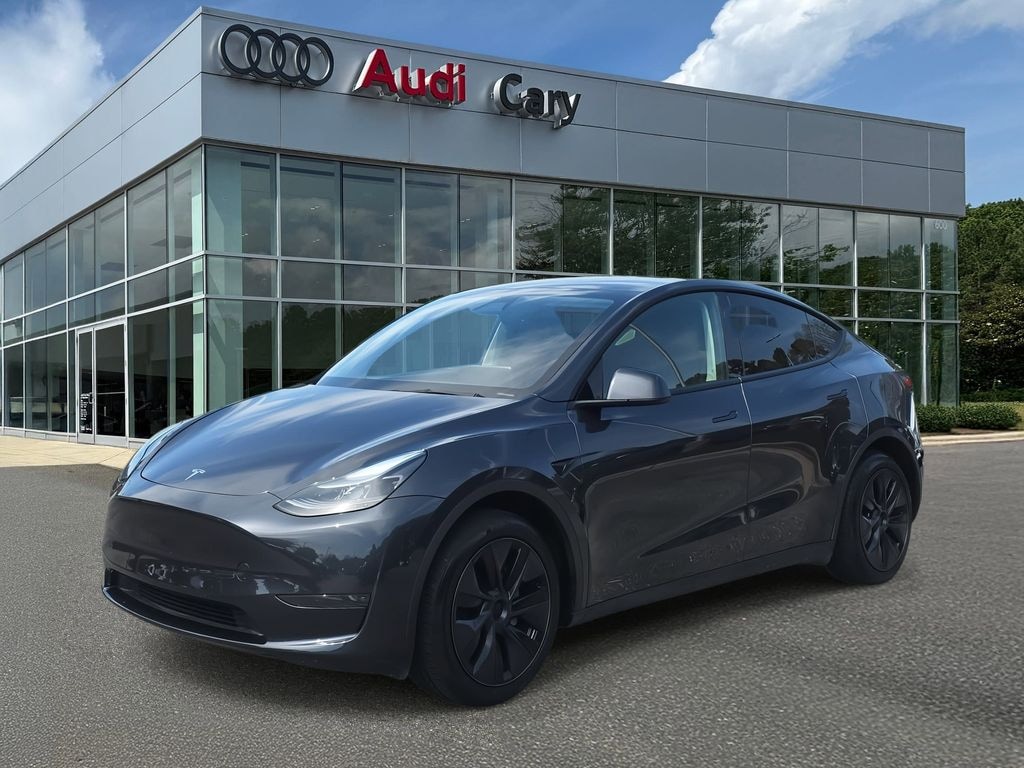 Used 2025 Tesla Model Y Long Range SUV