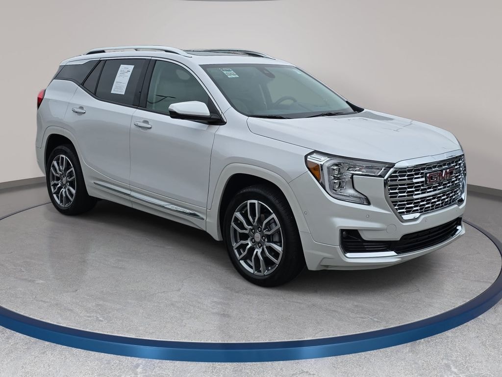 Used 2024 GMC Terrain Denali SUV