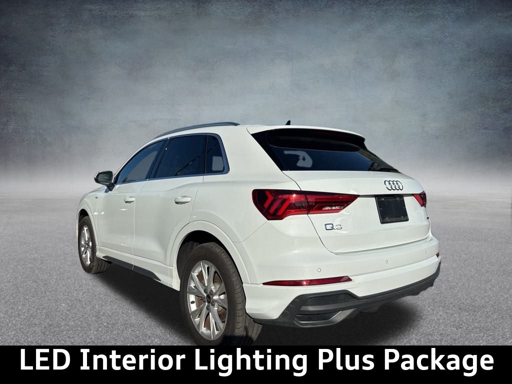 2024 Audi Q3 S line Premium Plus photo 2