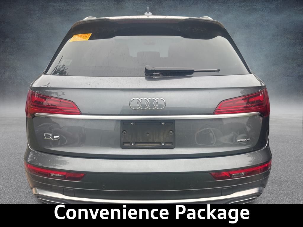 2022 Audi Q5 45 S line Premium Plus photo 3
