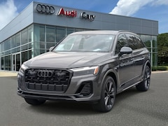 2025 Audi Q7 55 Premium Plus SUV
