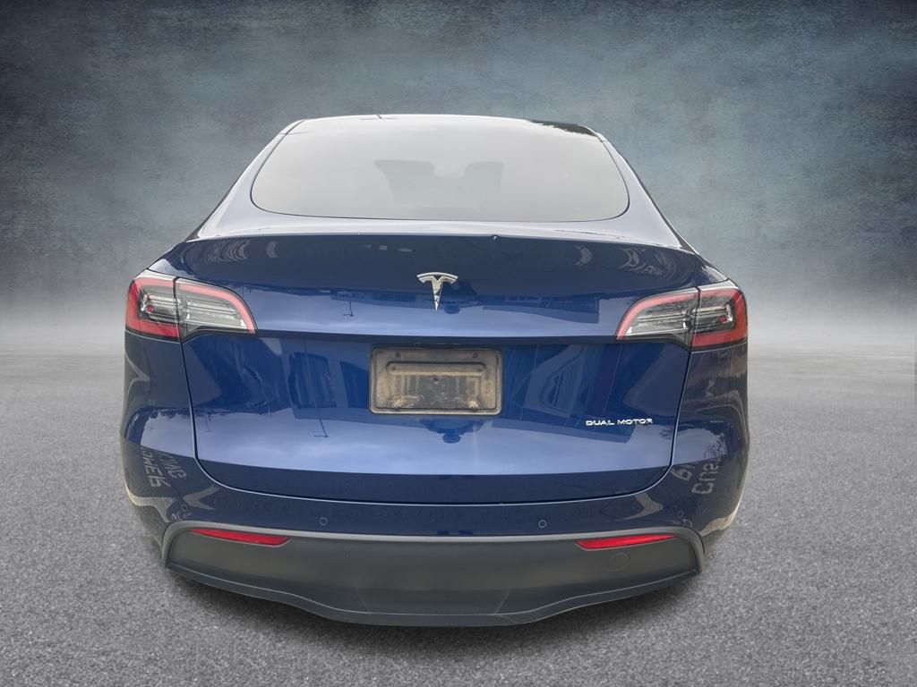 2022 Tesla Model Y Long Range photo 3