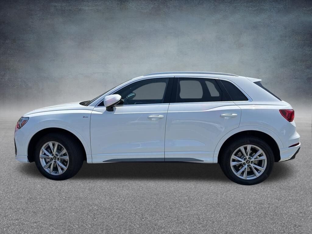 Certified 2025 Audi Q3 Premium SUV
