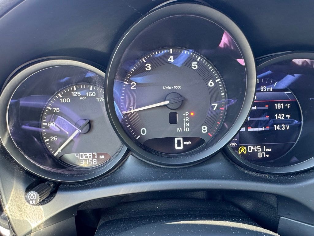 Used 2022 Porsche Macan Base SUV