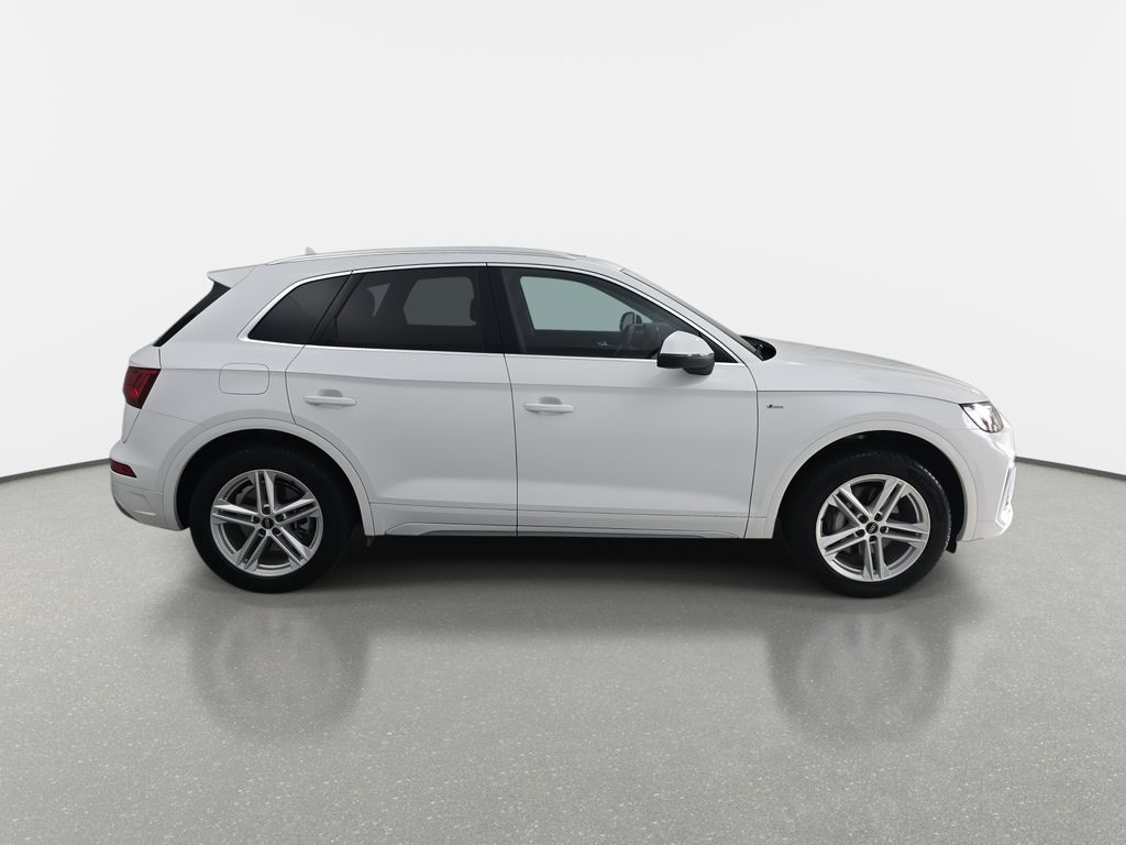 2023 Audi Q5 55 Premium S line photo 2