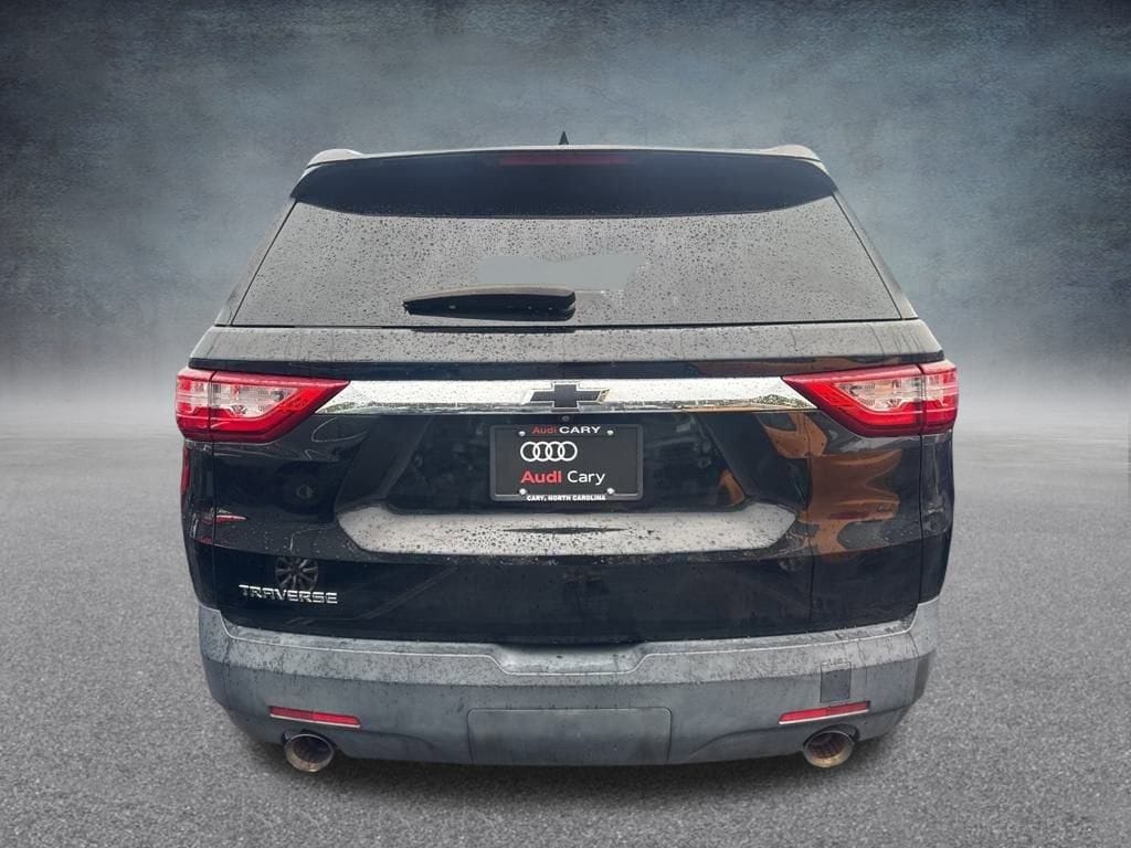 Used 2020 Chevrolet Traverse LS SUV