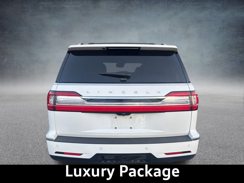 2021 Lincoln Navigator Reserve photo 2