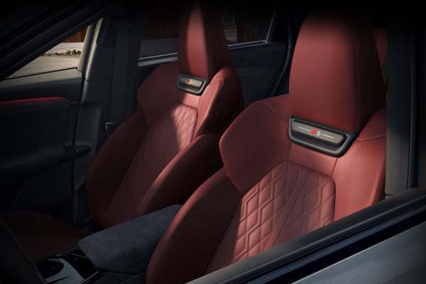 SQ6 Seats
