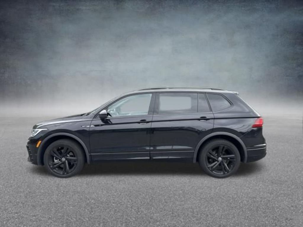 Used 2023 Volkswagen Tiguan 2.0T SE R-Line Black SUV