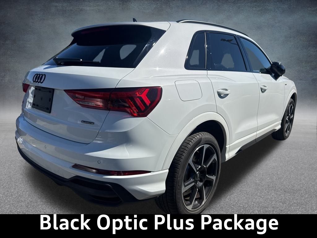 2025 Audi Q3 S line Premium Plus photo 3